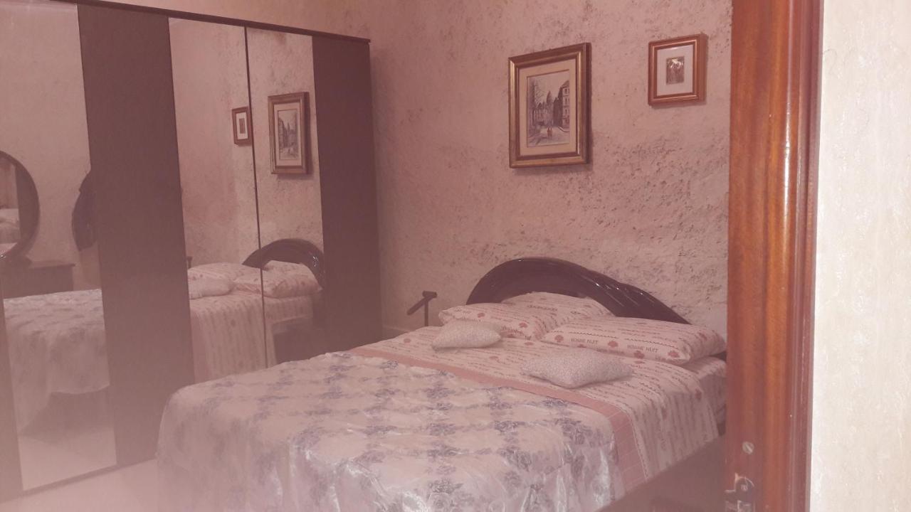 Mia Apartment Бари Екстериор снимка